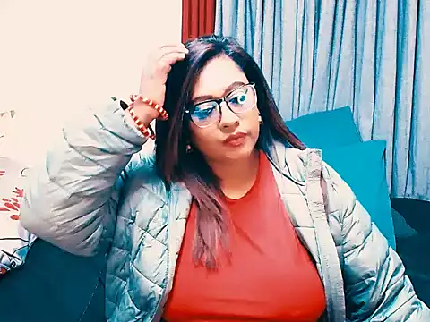 Indianlust69 即時 XXX 聊  天
