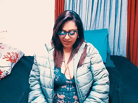 Indianlust69's Live XXX Chat