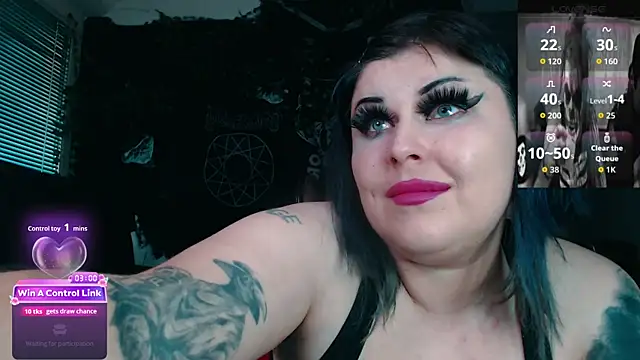Psychobitch7's Webcam Show