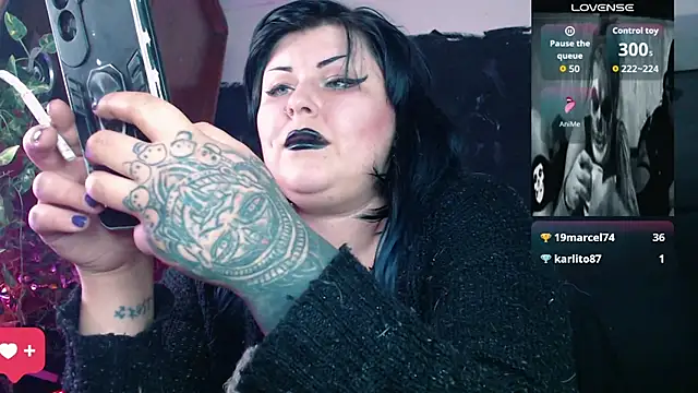 Psychobitch7's Webcam Show