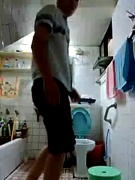 o0-69o Show Webcam