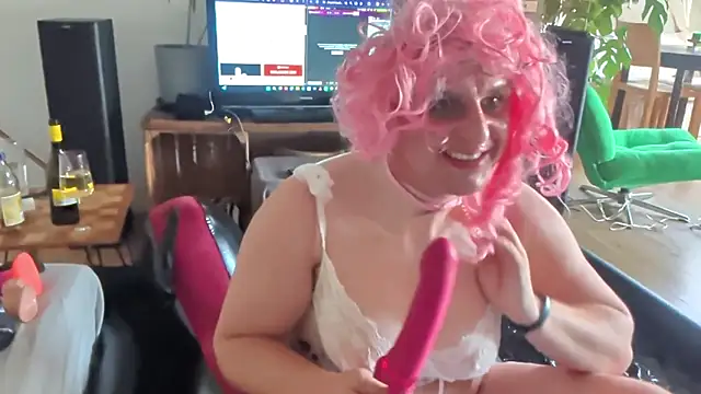 Sissy_LiaXXX Webcam Show