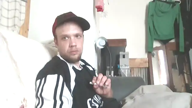 Dalton2288 Show in webcam