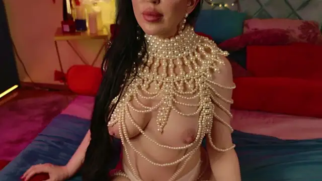 Dalia_Lavish Adlı Modelin Web Kamerası Şovu