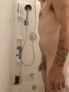 Wellhung1176 Show in webcam
