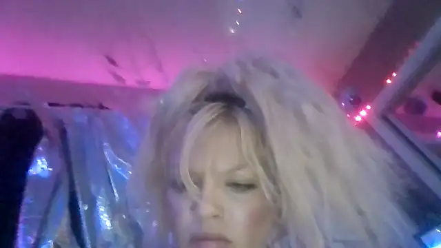 marilyn420's Live XXX Chat