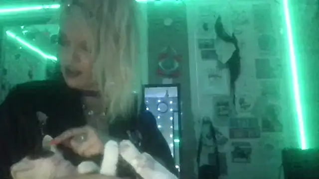 marilyn420's Live XXX Chat