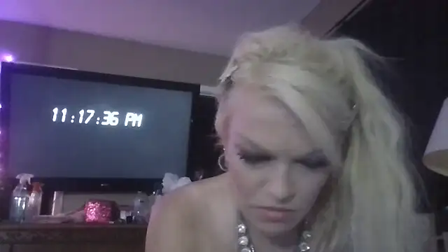 แชท XXX สดของ marilyn420