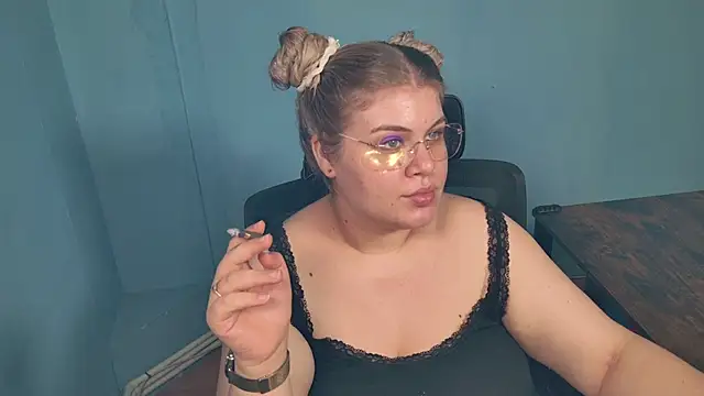 Allyy_baby – Live XXX-chat