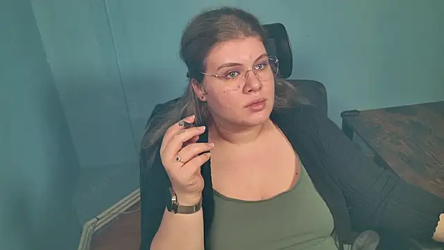 Allyy_baby Chat XXX in diretta