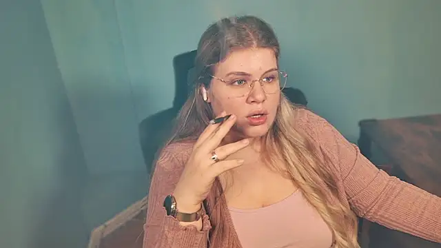 Allyy_baby: απευθείας συνομιλία ΧΧΧ