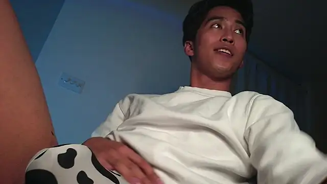 yourboy_mier 在線直播表演