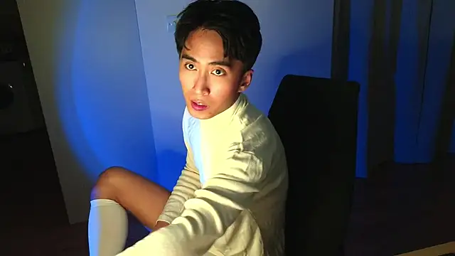 yourboy_mierのウェブカメラショー