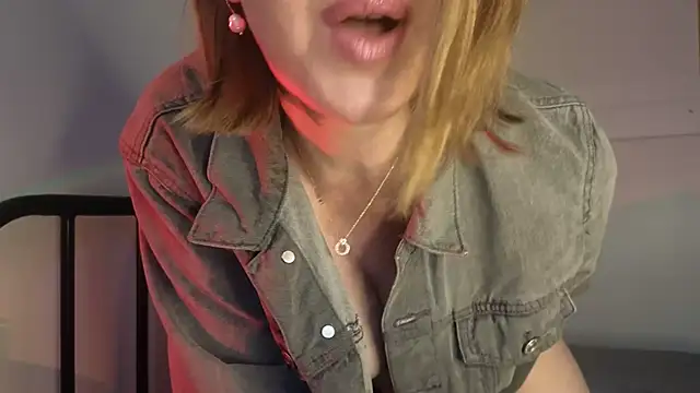 Chat XXX en directo de TopsyWilde