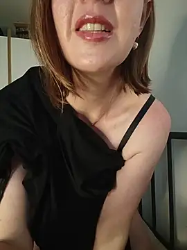 TopsyWilde Webcam Show