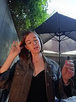 TopsyWilde webcam show