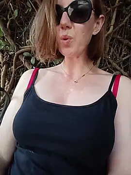 TopsyWilde's Webcam Show