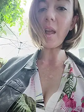 TopsyWilde Webcam show