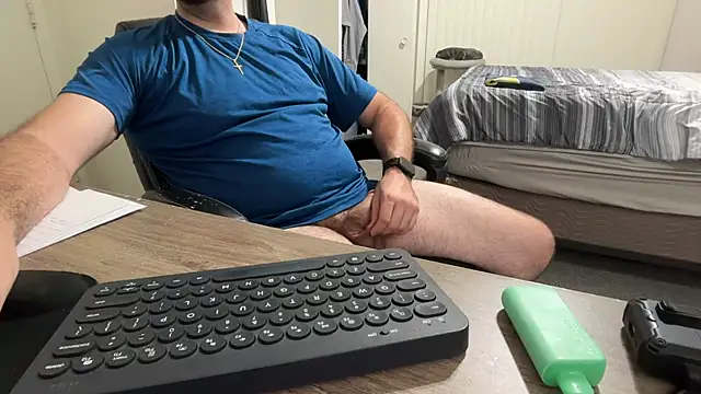Fuzzyfuzbear webcam show