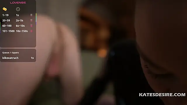 katesdesire Show in webcam