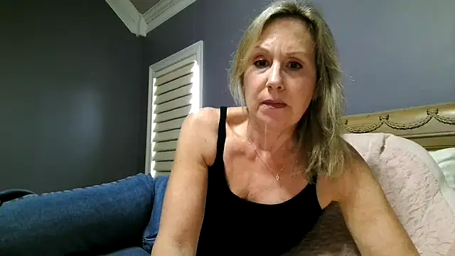 Lisaisluscious webcam show