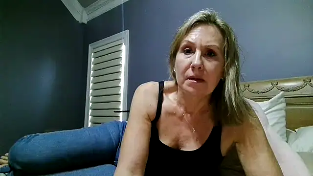 Webkamerová show Lisaisluscious