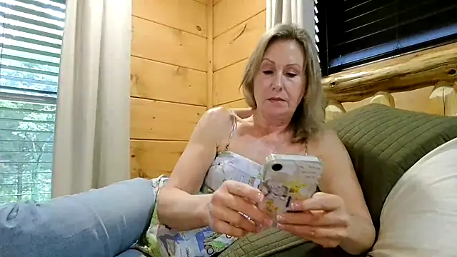 Lisaisluscious ওয়েবক্যাম শো