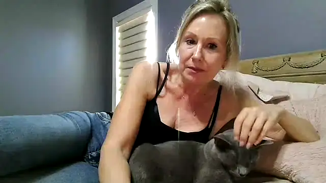 Lisaisluscious' Webcam Show