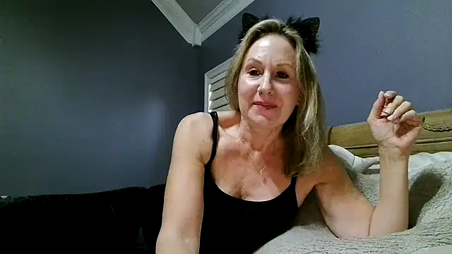 Вебкам-шоу Lisaisluscious