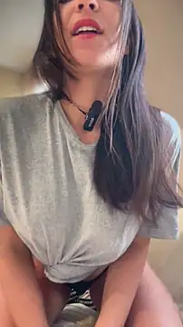 lunita85 লাইভ চ্যাট রুম