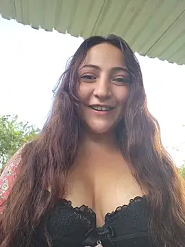 VickyHoult Show in webcam