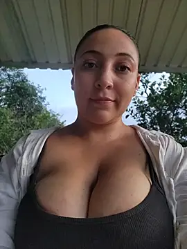 Онлайн чат XXX VickyHoult