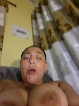 VickyHoult's Live XXX Chat