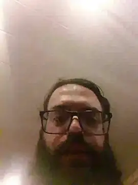 הופעת וובקאם של gg87123