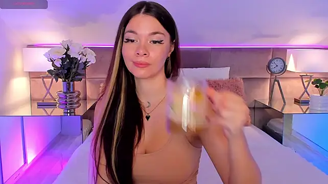 MiaMuse Chat XXX in diretta