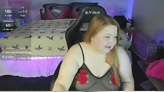 KurvyKandie's Webcam Show
