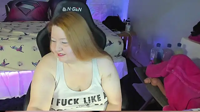 KurvyKandie Chat XXX in diretta