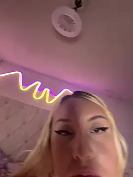 Chat +18 de NibiruNairobi69 ao vivo