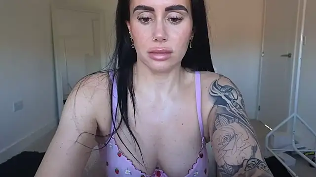LibbyLoveHeartx Шоу с уебкамера
