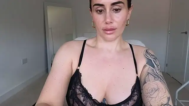 LibbyLoveHeartx – webcam-show