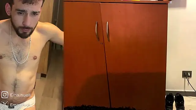 Emanuell__のウェブカメラショー