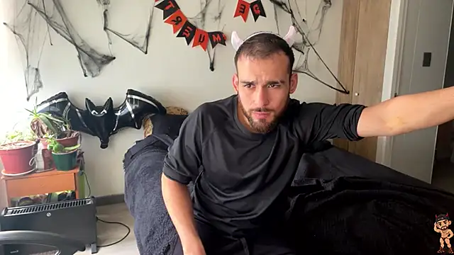 Emanuell__ Webcam Show