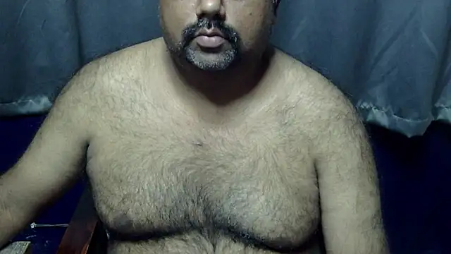 hairysubcub_70n Webbikameraesitys
