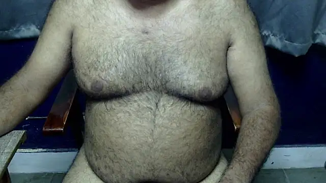hairysubcub_70 Show Webcam