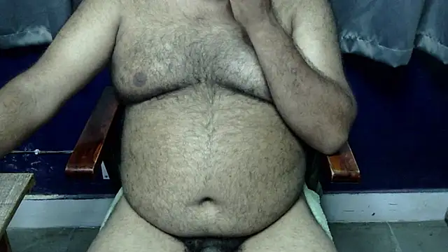 hairysubcub_70 Show in webcam