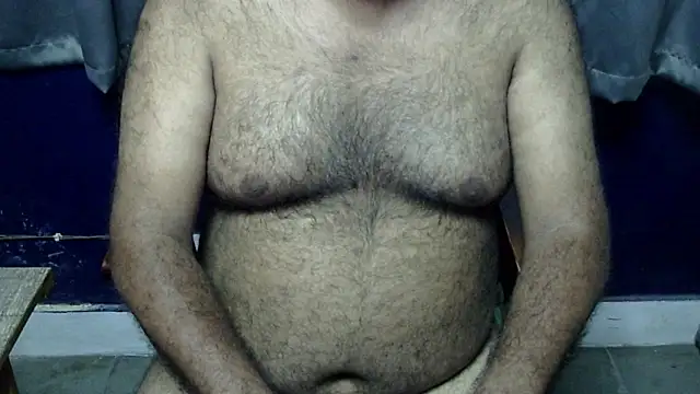 hairysubcub_70 网络视讯表演