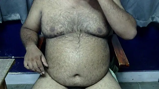 Pokazy przed kamerką – hairysubcub_70