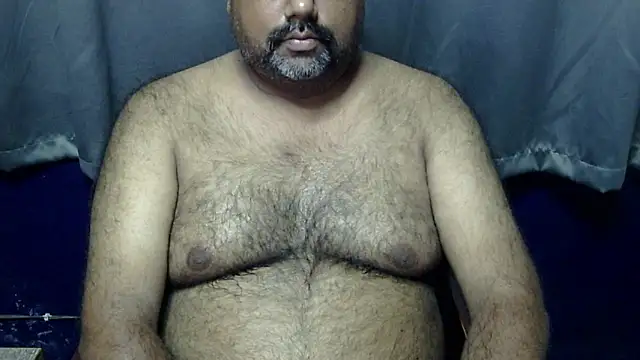 hairysubcub_70n Webbikameraesitys