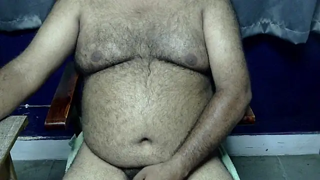 hairysubcub_70n Webbikameraesitys