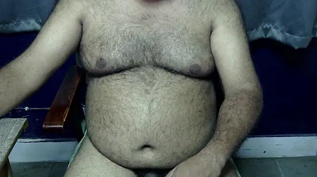 hairysubcub_70 webcam show